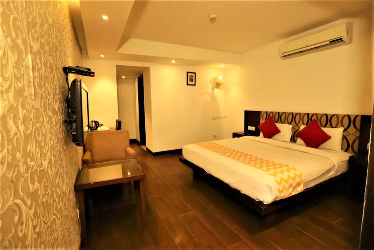 Hotel Arch International Nowe Delhi Zewnętrze zdjęcie