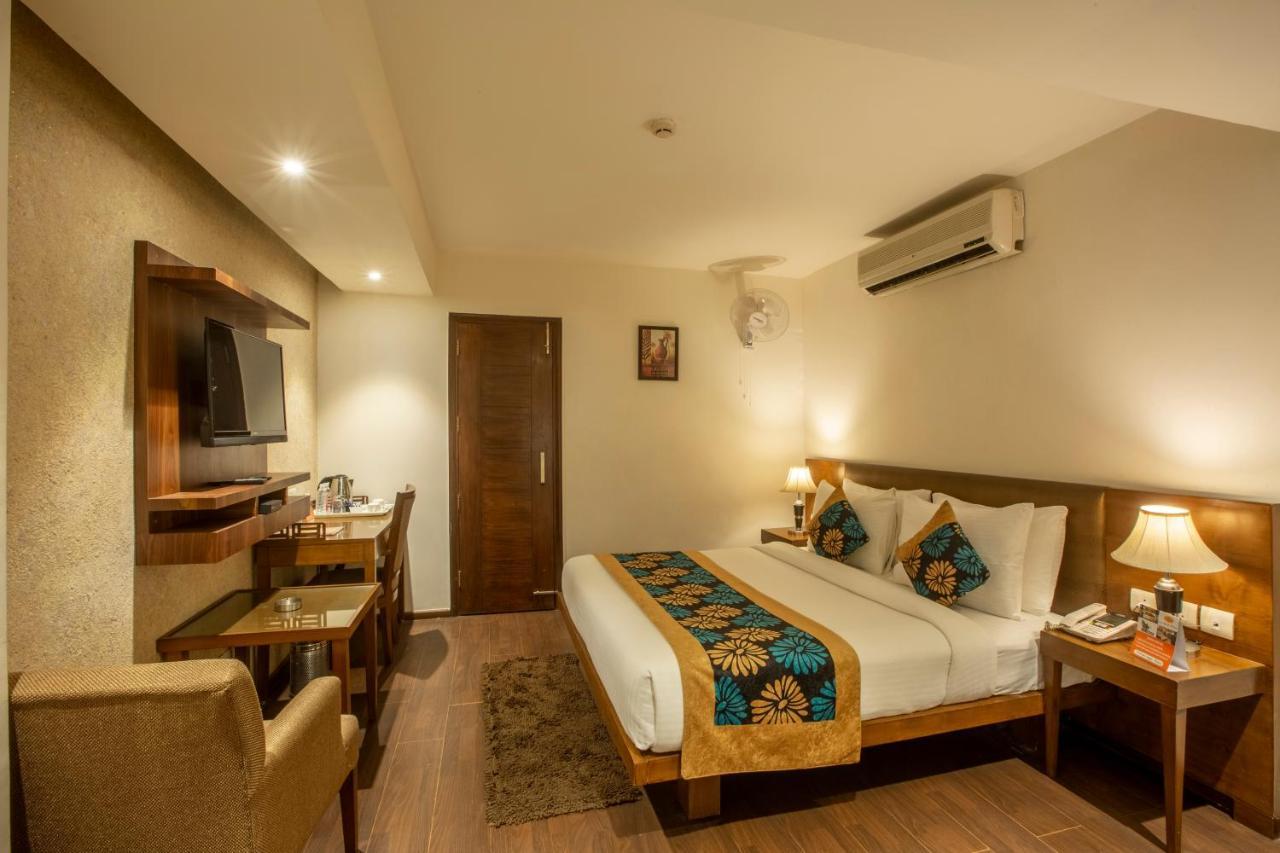 Hotel Arch International Nowe Delhi Zewnętrze zdjęcie